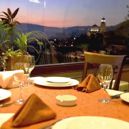 Hotel Yantra Grand Veliko Tarnovo