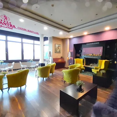 Hotel Yantra Grand