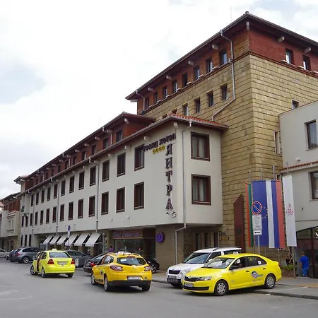 Hotel Yantra Grand Veliko Tarnovo