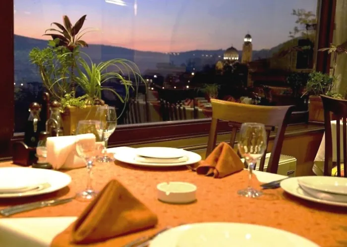 Hotel Yantra Grand Veliko Tarnovo